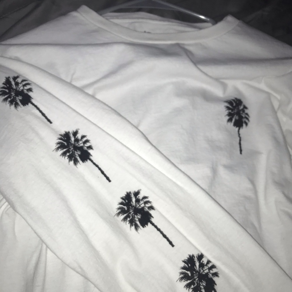 Bowery White California Long Sleeve - Picture 5 of 5